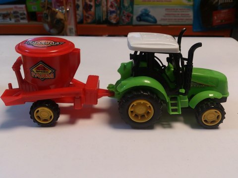 TRAKTOR Z MASZYNĄ ROLNICZĄ, 25cm TRAKTOR Z MASZYNĄ ROLNICZĄ, 25cm