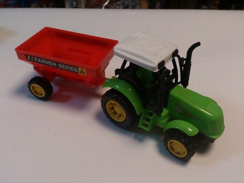 TRAKTOR Z MASZYNĄ ROLNICZĄ, 25cm TRAKTOR Z MASZYNĄ ROLNICZĄ, 25cm