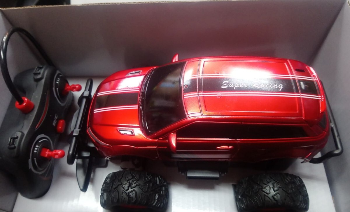 AUTO TERENOWE RC BIG FOOD, STEROWANE PILOTEM. AUTO TERENOWE RC BIG FOOD, STEROWANE PILOTEM.