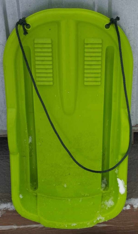 SANKI, ŚLIZG PLASTIKOWY 65CM. PÓŁSANKI. WYPRZEDAŻ! SANKI, ŚLIZG PLASTIKOWY 65CM. PÓŁSANKI. WYPRZEDAŻ!
