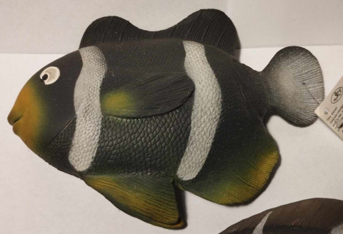 FIGURKI ZWIERZĄT - RYBA Z GROSZKIEM 16cm FIGURKI ZWIERZĄT - RYBA Z GROSZKIEM 16cm