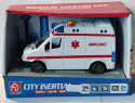 KARETKA. POGOTOWIE RATUNKOWE, AMBULANS ZE ŚWIATŁAMI I DŹWIĘKIEM