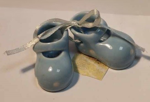 OZDOBA - BUCIKI CERAMICZNE - ŚLICZNY DODATEK DO PREZENTU, DEKORACJA OKOLICZNOŚCIOWA - NARODZINY, CHRZEST, BABY SHOWER. OZDOBA - BUCIKI CERAMICZNE - ŚLICZNY DODATEK DO PREZENTU, DEKORACJA OKOLICZNOŚCIOWA - NARODZINY, CHRZEST, BABY SHOWER.