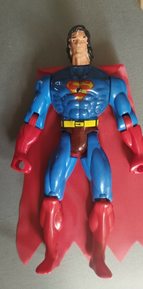 SUPERMAN. SUPERBOHATER. FIGURKA 25cm, ZE ŚWIATŁEM