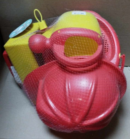 MEGA ZESTAW MŁODEGO MURARZA - KASK, WIADRO, FORMA I KONEWKA DO PIASKU