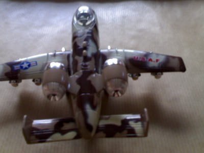 Model BOMBOWCA U.S.A.F. światło, dźwięk Model BOMBOWCA U.S.A.F. światło, dźwięk