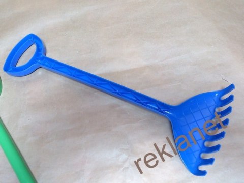 GRABIE PLASTIKOWE DUŻE 45cm GRABIE PLASTIKOWE DUŻE 45cm